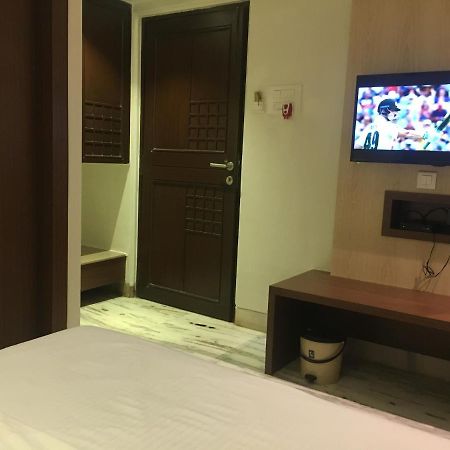 Pravasi Residency Villa ธาเน ภายนอก รูปภาพ