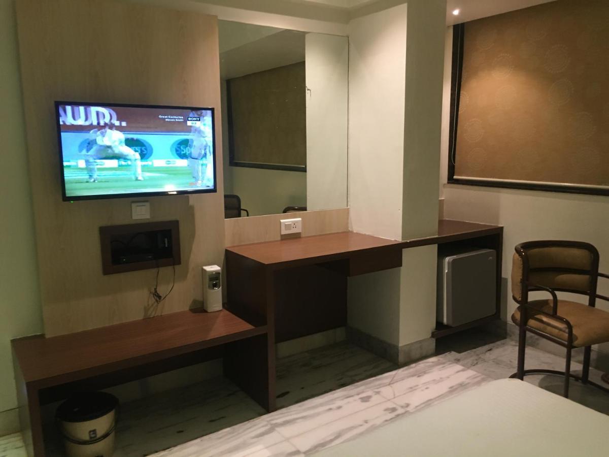 Pravasi Residency Villa ธาเน ภายนอก รูปภาพ